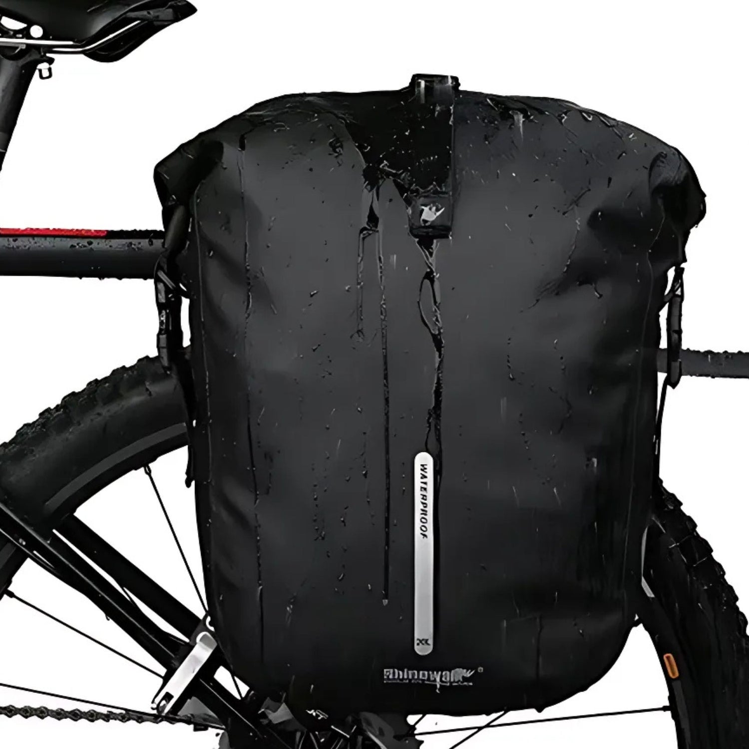 Premium Wasserschutz: Wasser perlt von der Rhinowalk Fahrradtasche 20L ab.