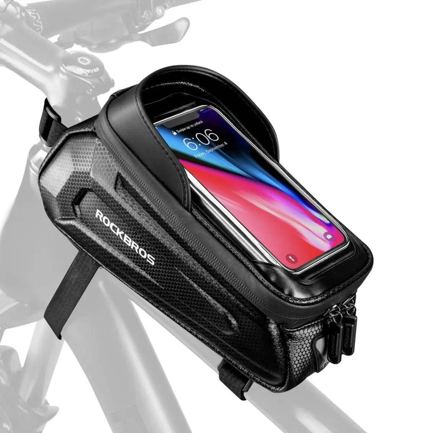 Die Rockbros-Handy-Rahmentasche mit einem Smartphone darin, um die Kompatibilität und Benutzerfreundlichkeit zu zeigen.